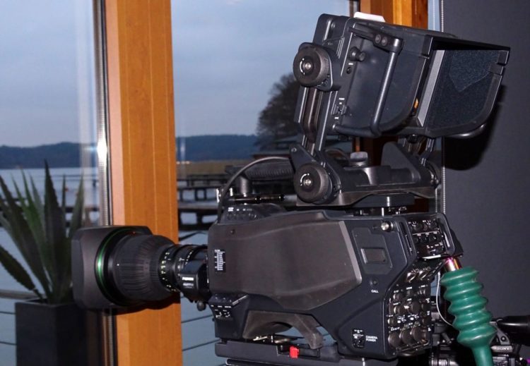 Sony – widoki na przyszłość i na… jezioro