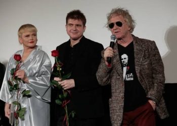 Chmurki na intymnościach. Premiera „Pociągu do Hollywood”