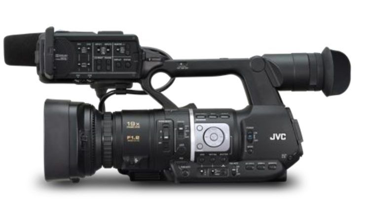 Nowa kamera cyfrowa JVC JY-HM360 idealnym partnerem weselnym dla każdego wideofilmowca