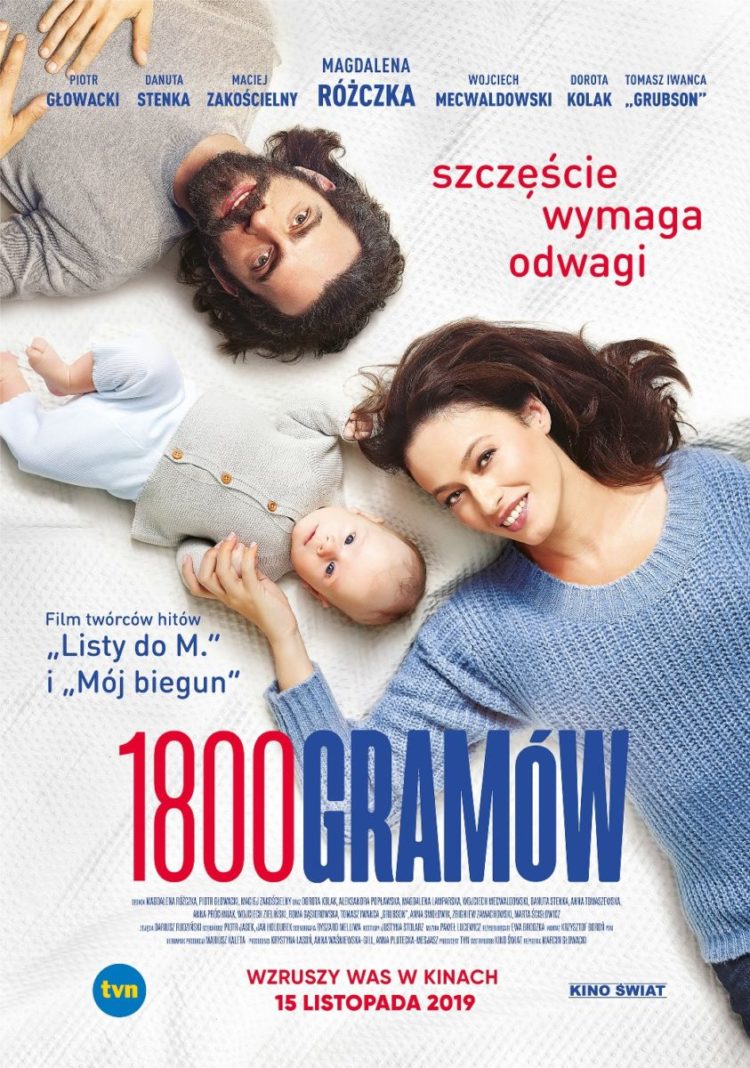 Ile może ważyć szczęście? Magdalena Różczka i Piotr Głowacki na plakacie najnowszej produkcji TVN „1800 gramów” wzruszy Was w kinach już 15 listopada