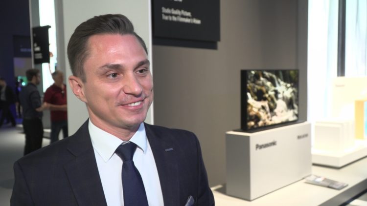 Rozdzielczość 4K nie robi już wrażenia na konsumentach. Producenci telewizorów stawiają na odwzorowanie barw, część współpracuje z Hollywood i Netfliksem