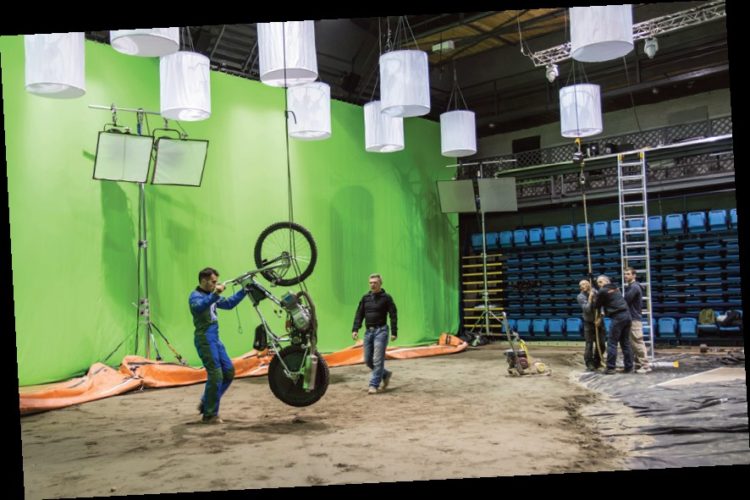 Od Hasa do Greenawaya