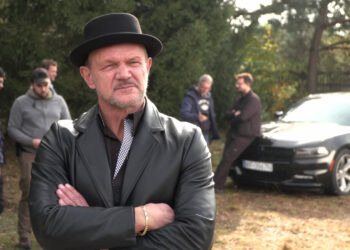 Cezary Pazura: „Nie cudzołóż i nie kradnij” to film gangsterski z bardzo mocnymi scenami. Ten film ma w sobie moc przesłań, bije widzów po oczach i świadomości