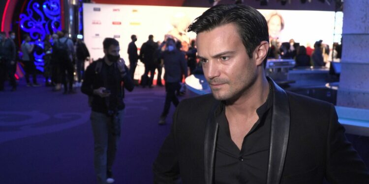 Mikołaj Krawczyk: W polskich komediach romantycznych wątek miłości nie jest już motywem przewodnim. Dzięki temu zaskakują one widzów