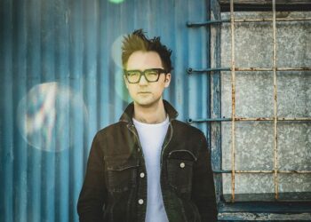 Aleksander Dębicz wygrał konkurs na muzykę do serialu Bridgerton