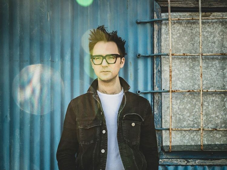 Aleksander Dębicz wygrał konkurs na muzykę do serialu Bridgerton