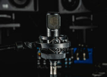 Sony wprowadza na rynek nowy mikrofon C-80 do nagrań studyjnych