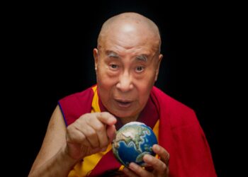 DALAJLAMA. PRZEZ MĄDROŚĆ DO SZCZĘŚCIA